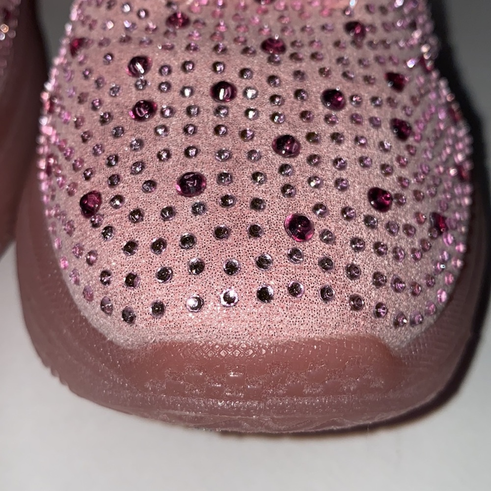 BEBE Pink Rhinestone embellished sneakers 8.5 New - Picture 7 of 10
